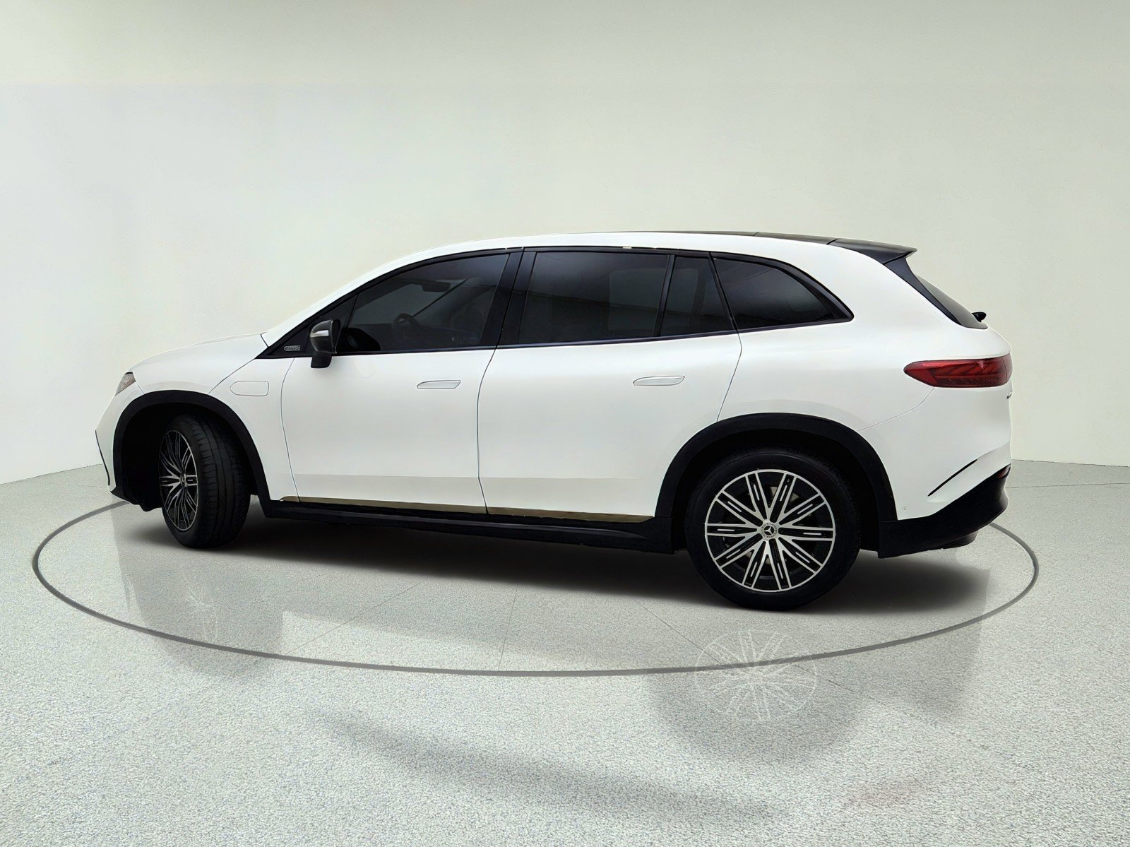 Certified Used 2023 Polar White Mercedes-Benz EQS 450 image 13