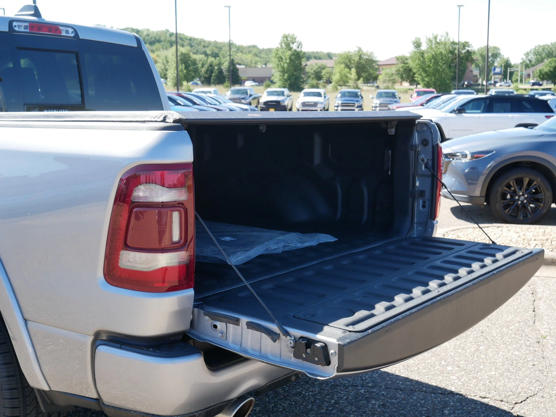Used 2020 Billet Silver Metallic Clearcoat Ram Limited image 18