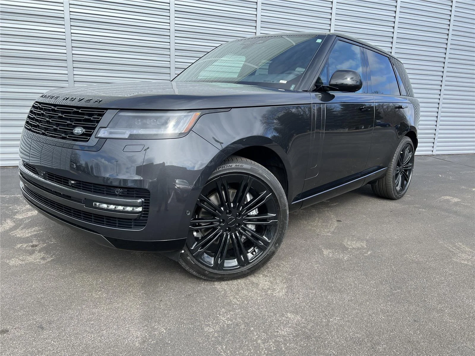 2026 Land Rover Range Rover 3.0 SE SWB's photo