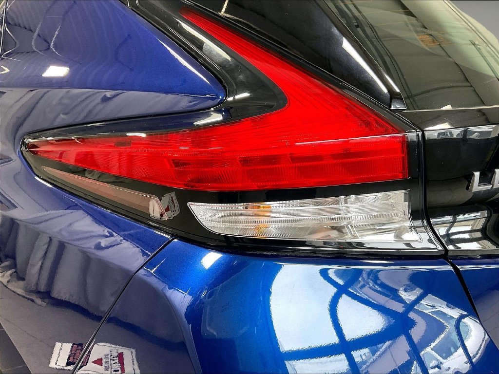 Used 2025 Blue Nissan SV Plus image 33