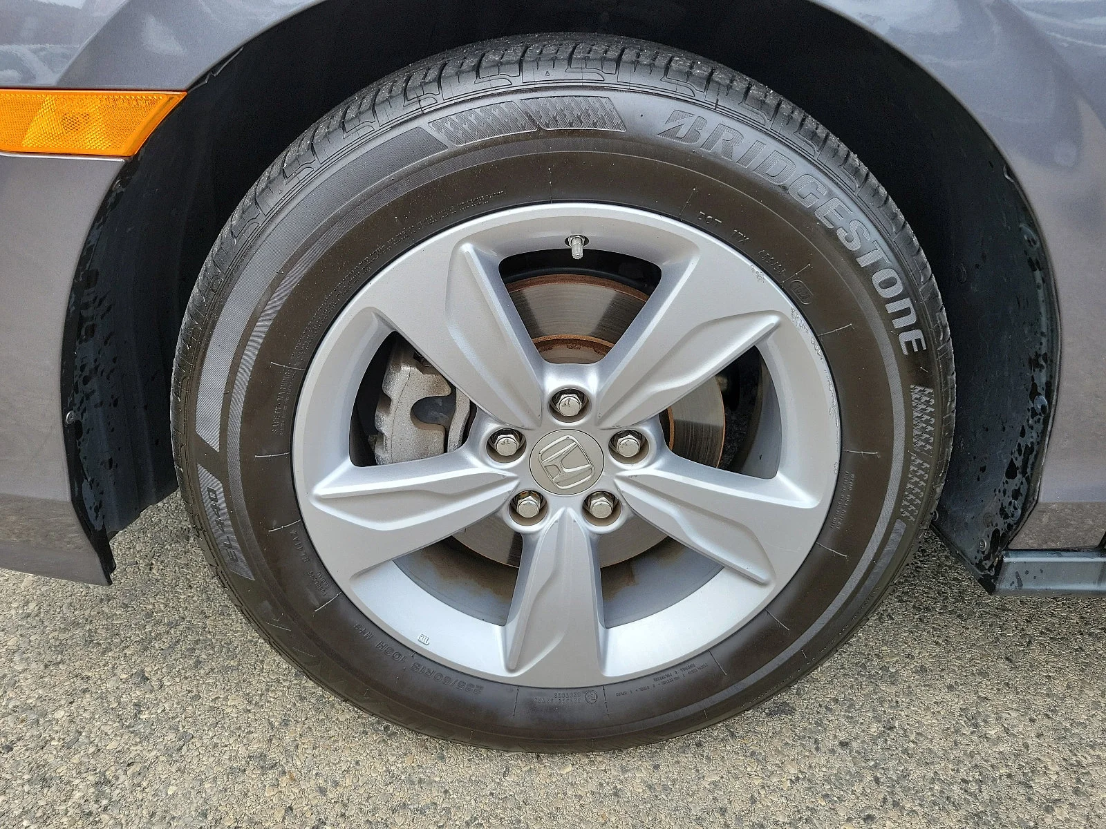 Used 2018 Modern Steel Metallic Honda EX image 7
