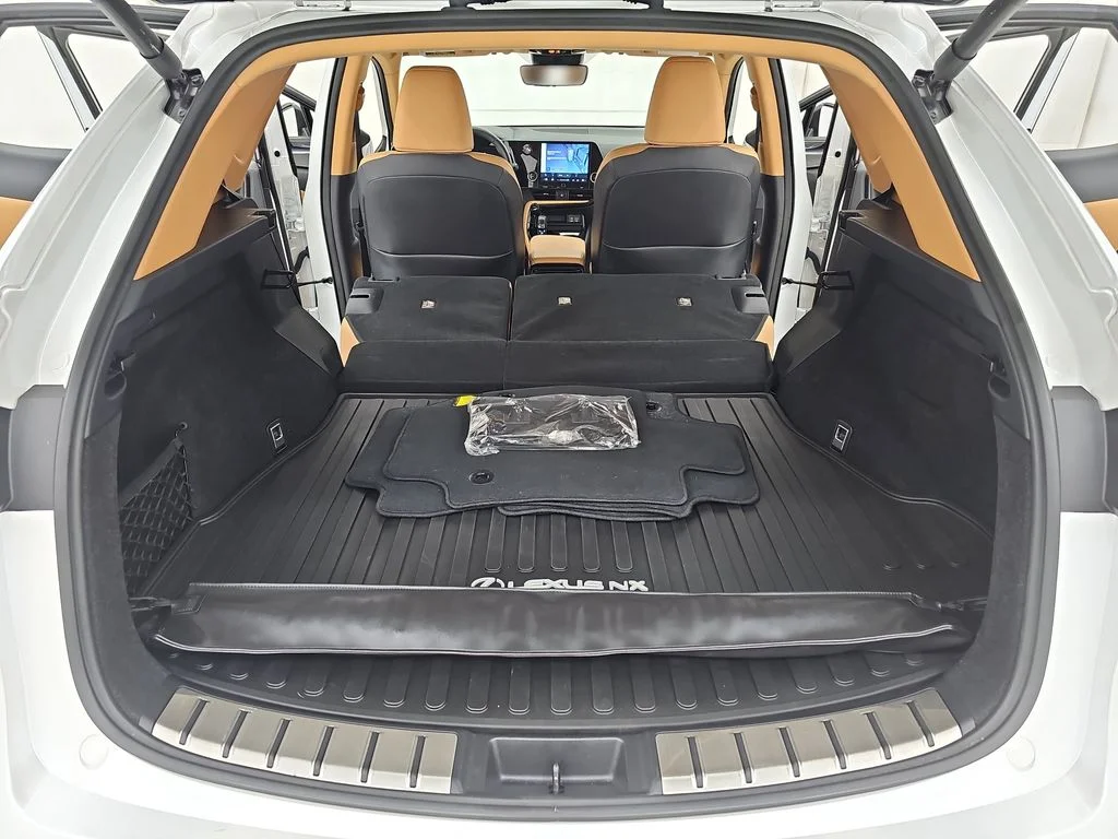 Used 2022 White Lexus 250 Base image 15