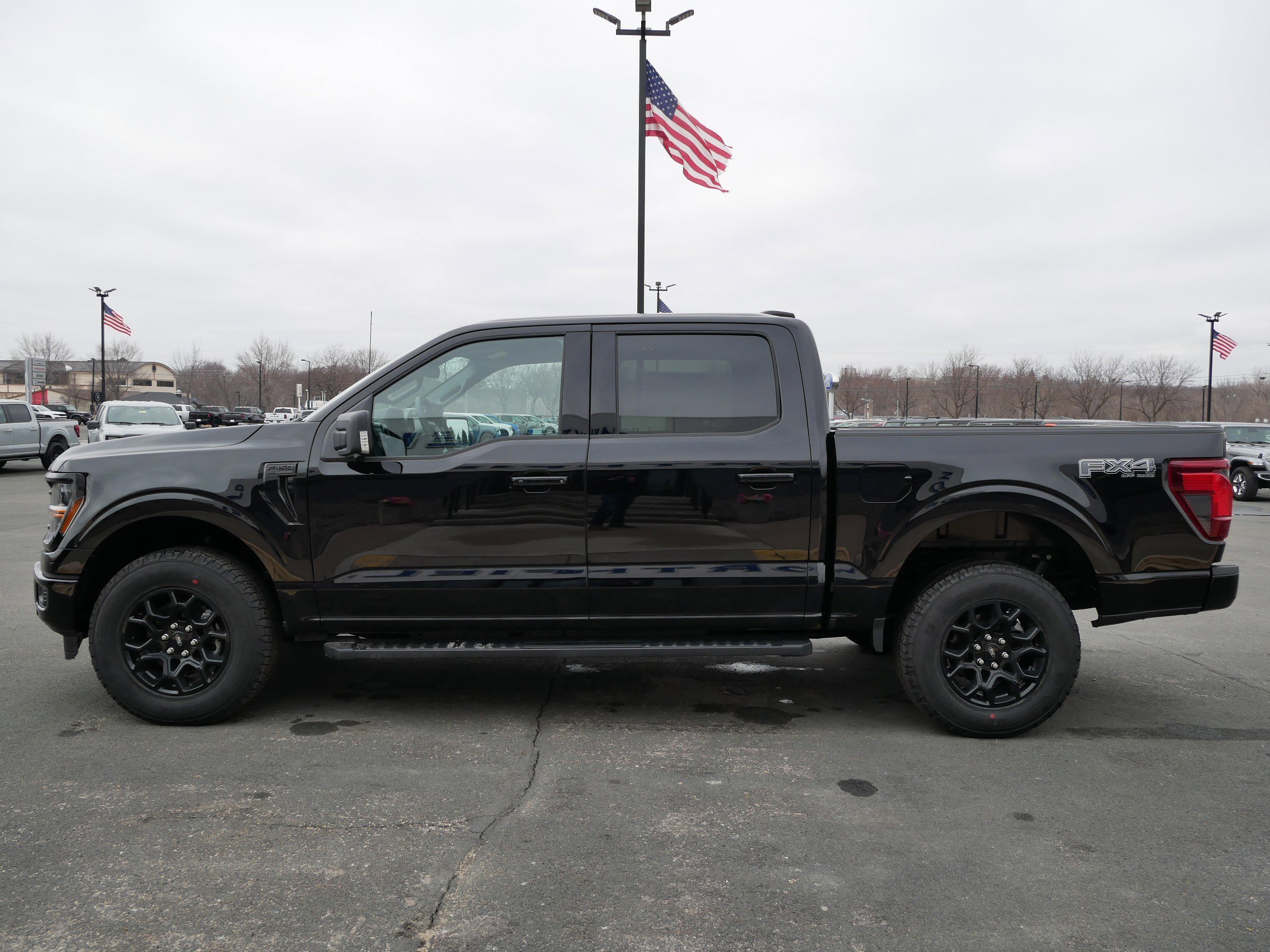 View vehicle photo 5