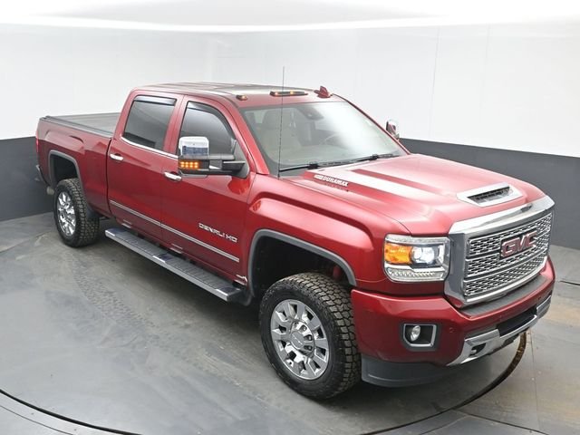 Used 2019 Red GMC Denali image 31