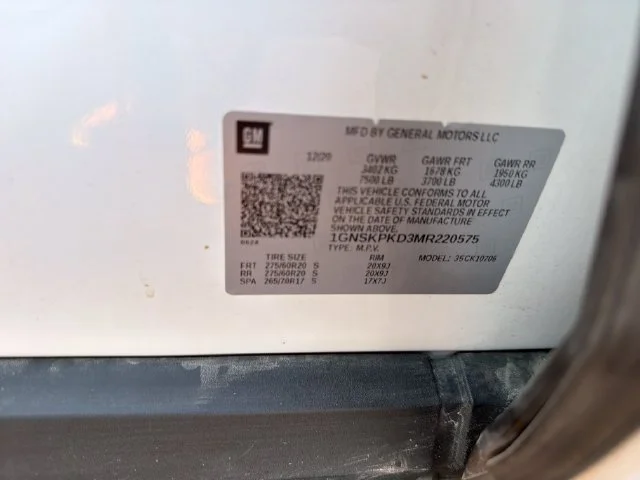 Used 2021 SUMMIT WHITE Chevrolet Z71 image 16
