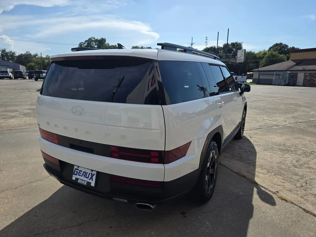 Used 2026 White Hyundai SEL image 7