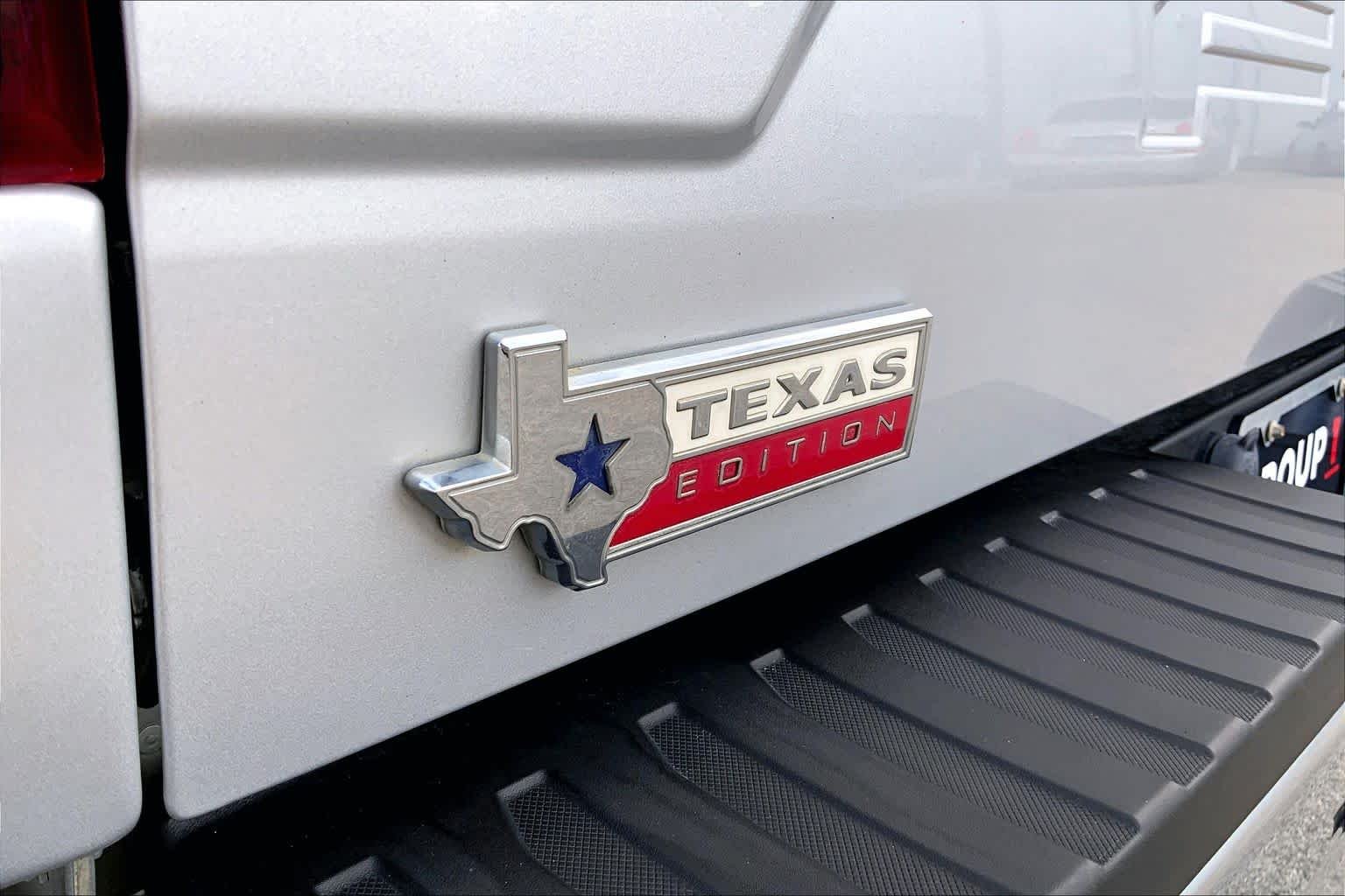 Used 2018 Ingot Silver Metallic Ford XLT image 9