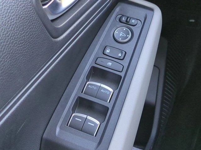 New 2026 Platinum White Pearl Honda LX image 20