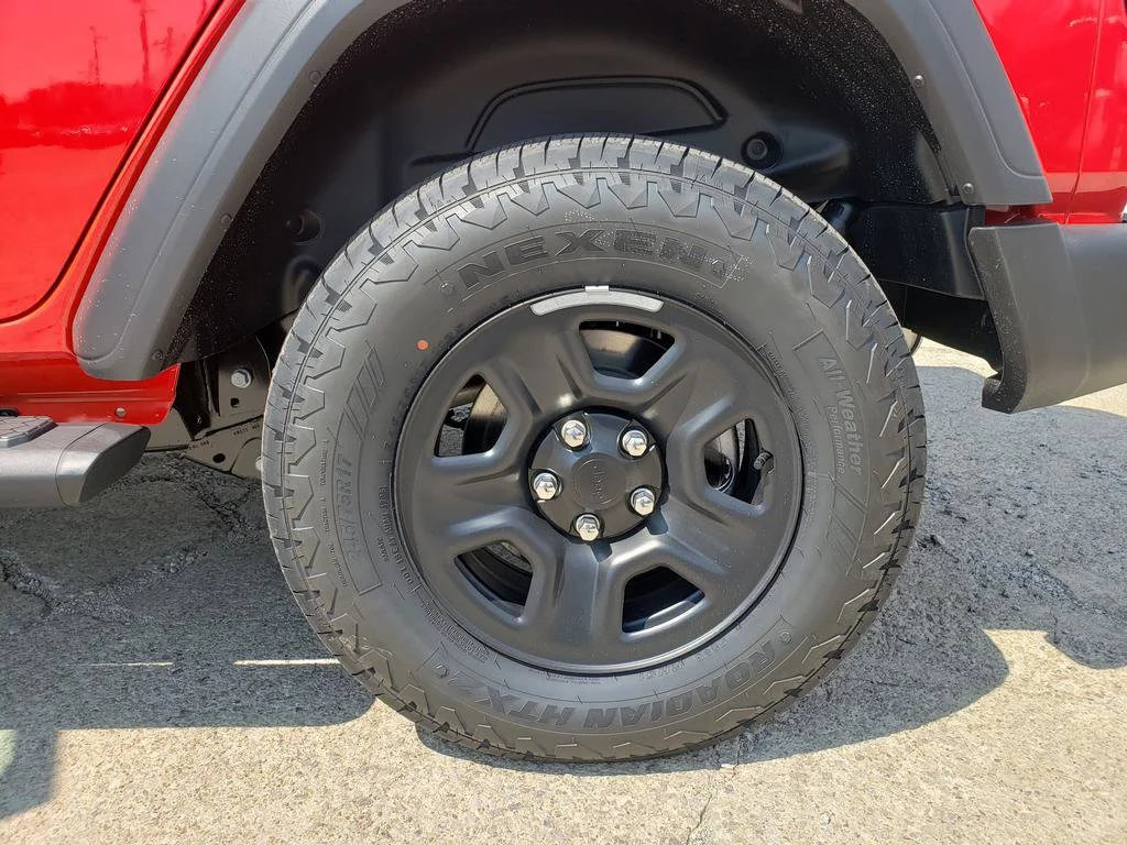 New 2026 Firecracker Red Clear-Coat Exterior Paint Jeep Sport image 24