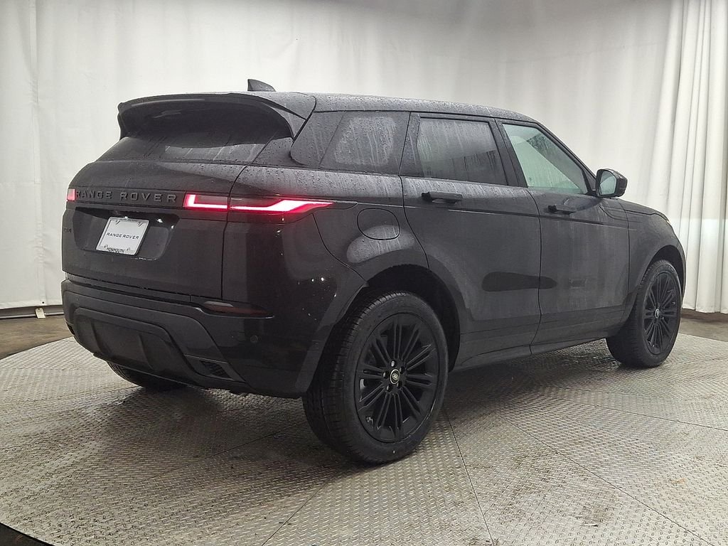 New 2026 Santorini Black Land Rover Dynamic image 3