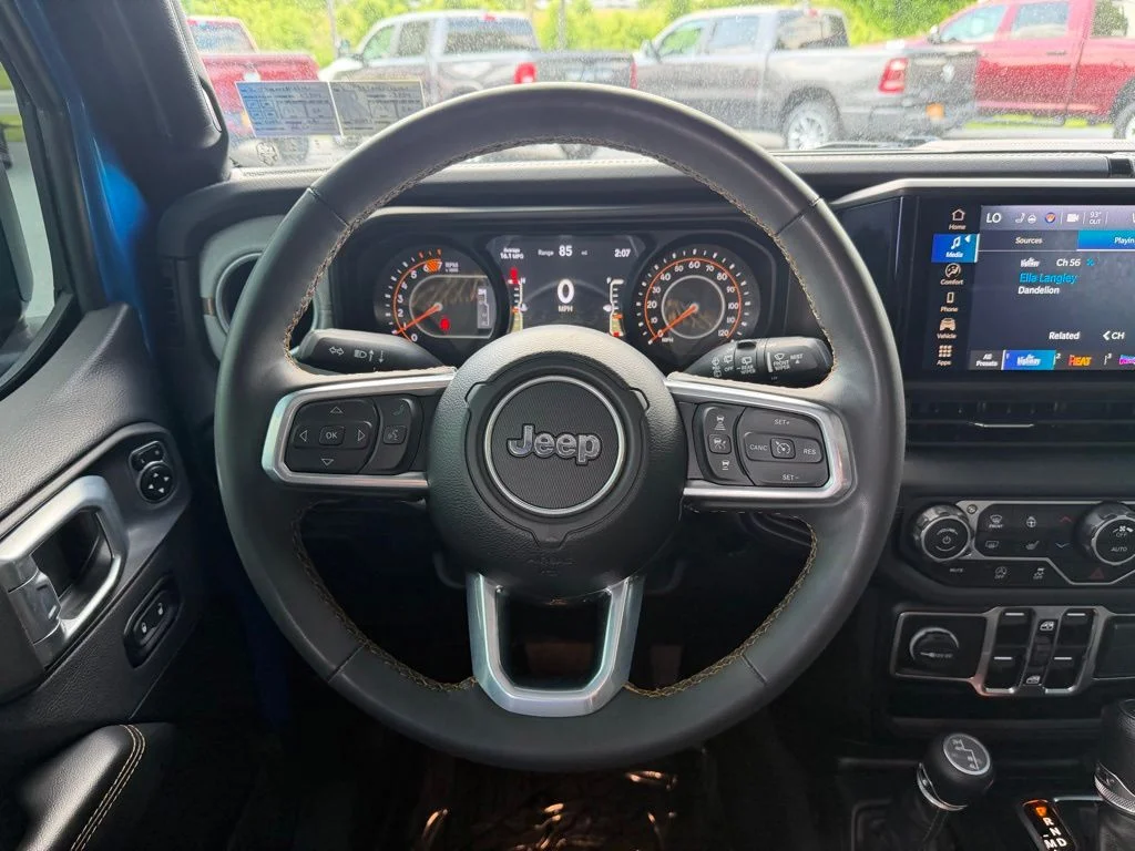 Used 2024 Blue Jeep Sahara image 15