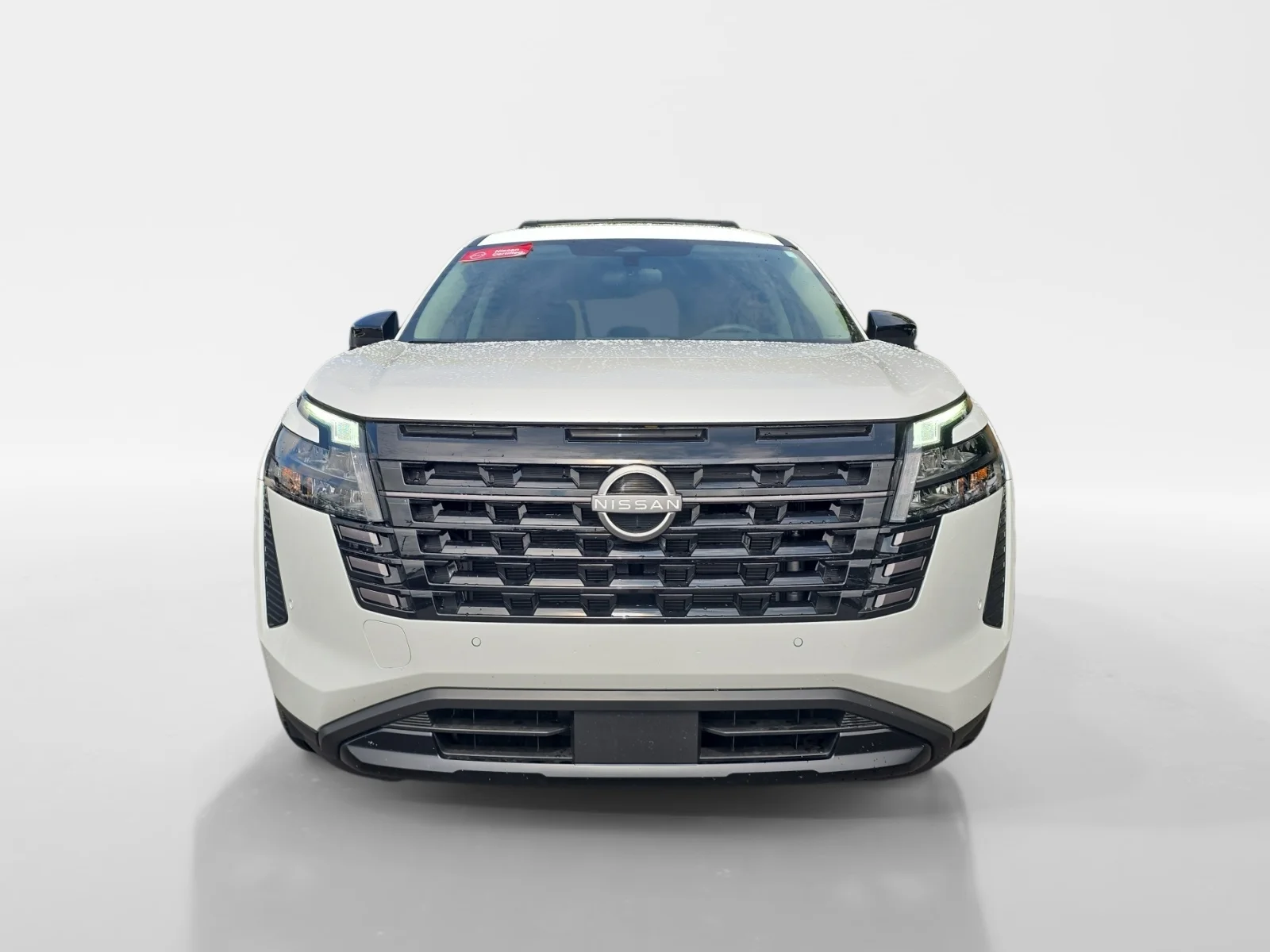 Certified Used 2026 Everest White Pearl Tricoat Nissan SV image 9