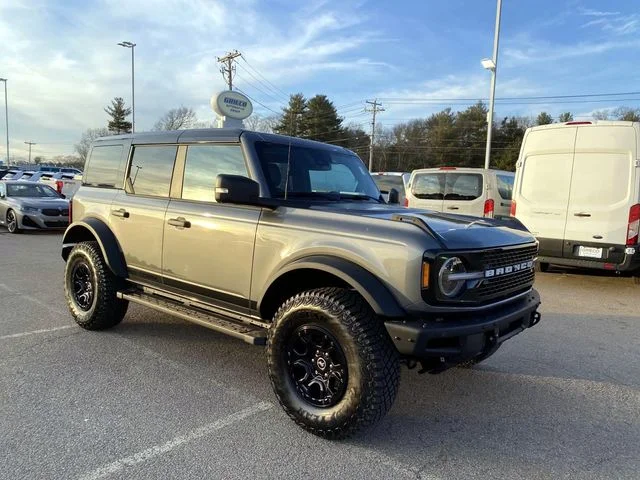 2024 Ford Bronco Wildtrak 4x4's photo