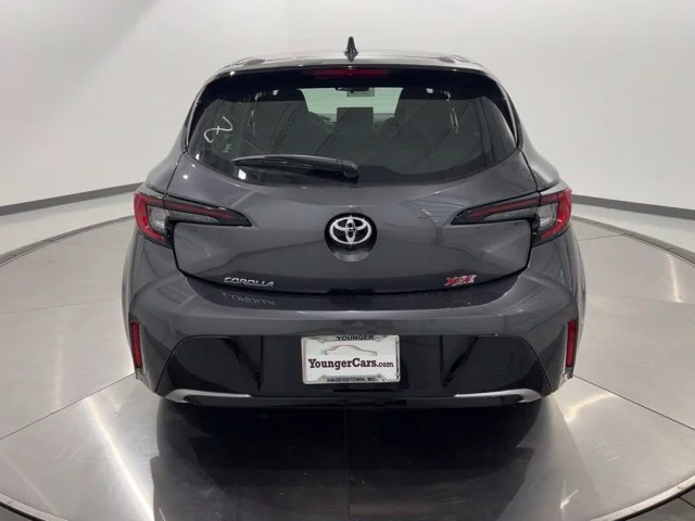 New 2027 Magnetic Gray Metallic Toyota XSE image 4