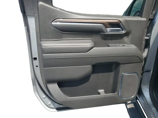 Used 2024 Sterling Gray Metallic Chevrolet RST image 26