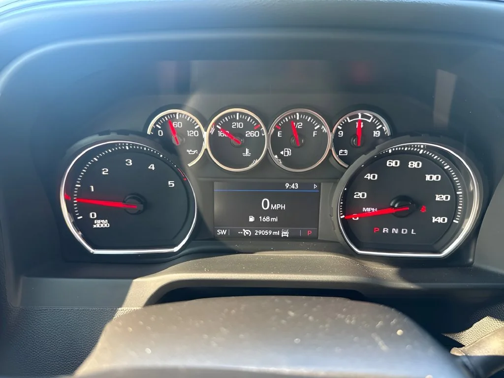 Used 2022 SUMMIT WHITE Chevrolet LTZ image 26