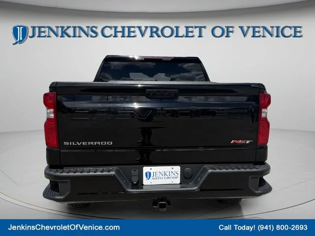Used 2023 BLACK Chevrolet RST image 6