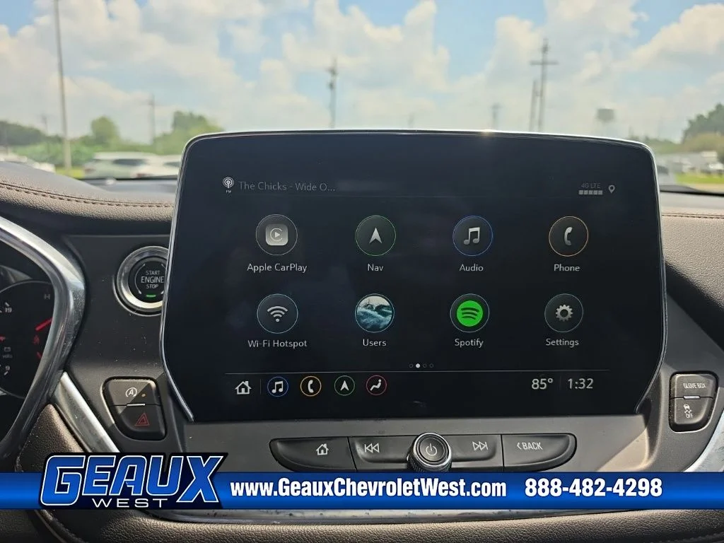 Used 2023 Beige Chevrolet Premier image 17
