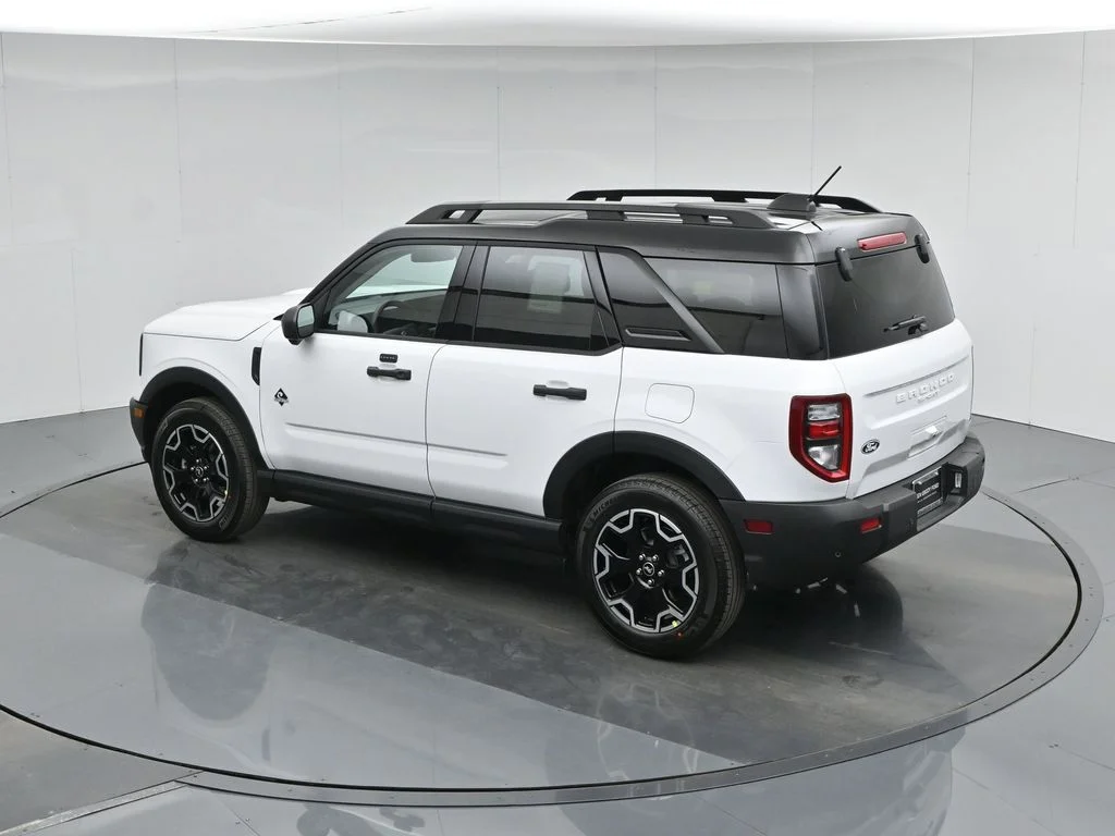 New 2026 Oxford White Ford Outer Banks image 47