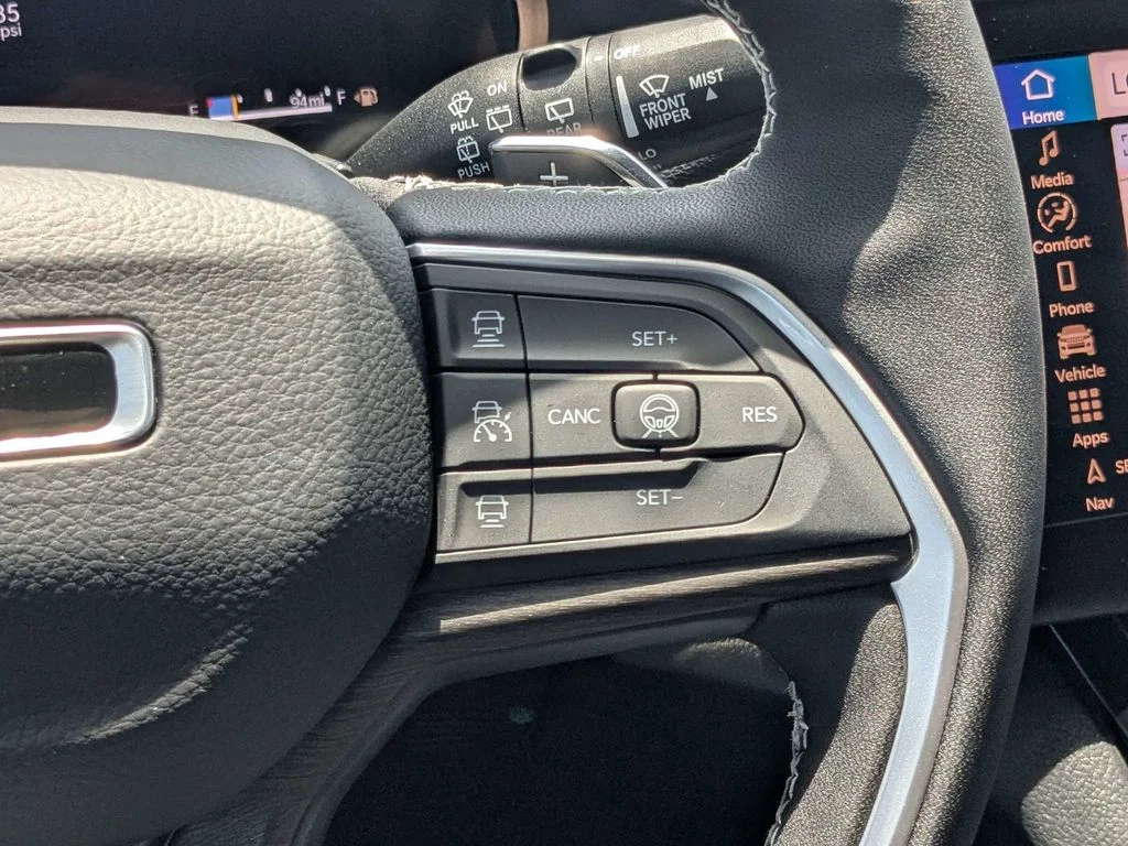 Used 2026 Blue Jeep Limited image 26