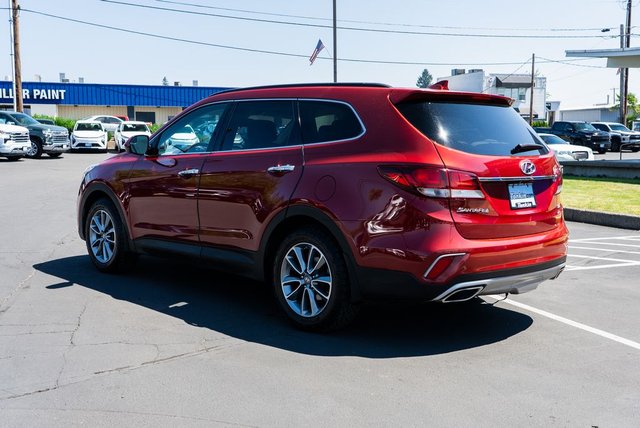 2018 Hyundai Santa Fe SE