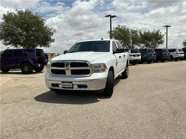 2023 RAM 1500 Classic SLT 4x4 Crew Cab 5.6 ft. box 140 in. WB