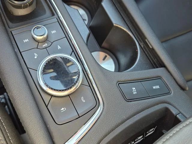 Used 2023 White Cadillac Sport image 27