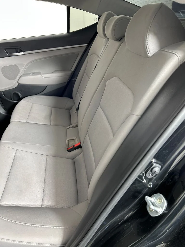 Used 2018 Black Hyundai Value Edition image 17