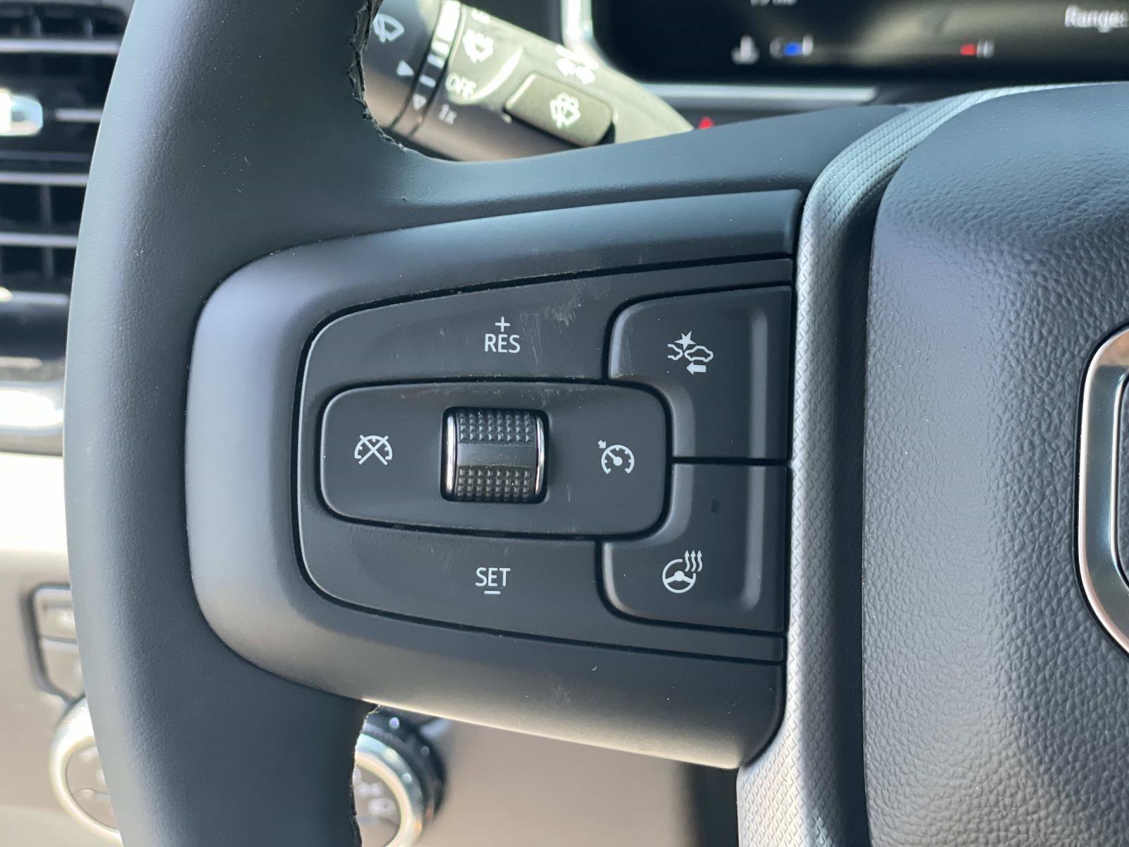 2026 GMC Sierra 2500HD Denali - Photo 10