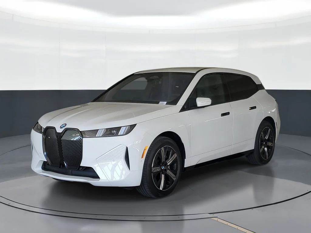 2026 BMW iX xDrive45's photo