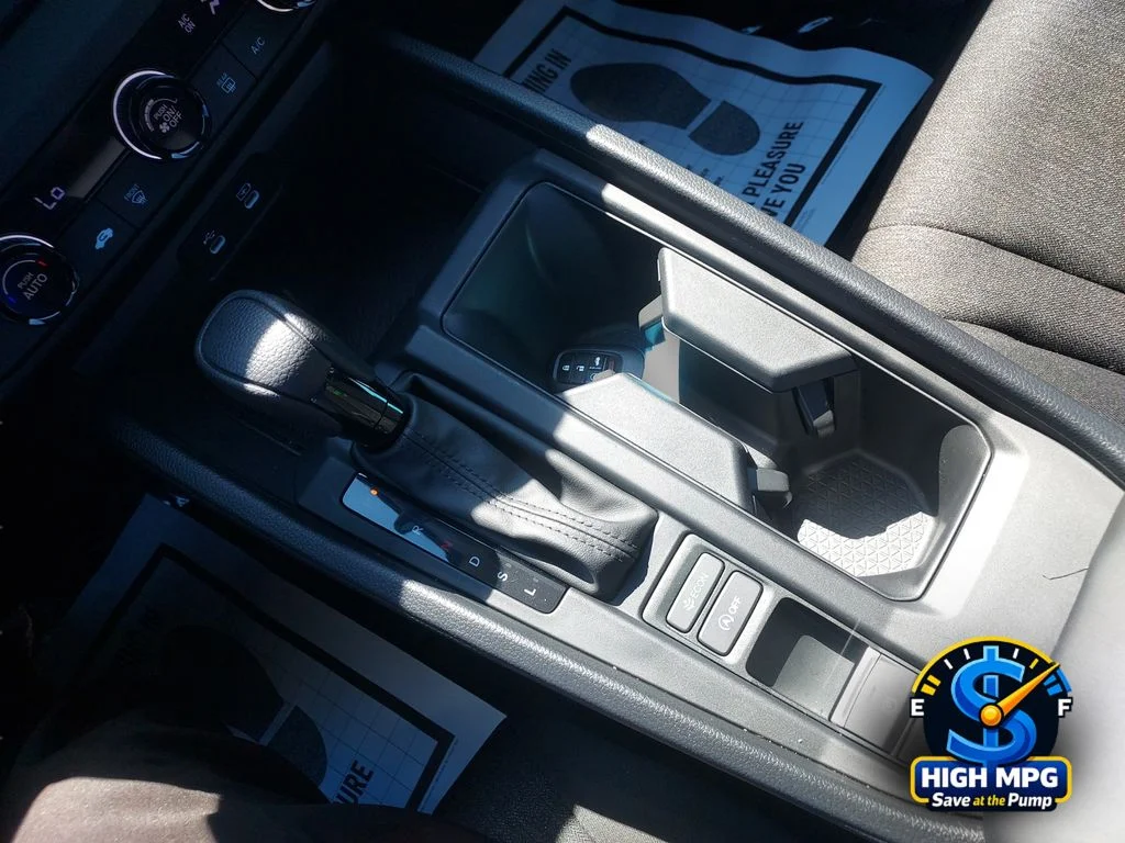 2025 Honda Accord LX - Photo 15