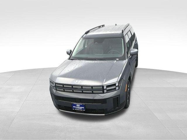 New 2026 Gray Hyundai SEL FWD image 22