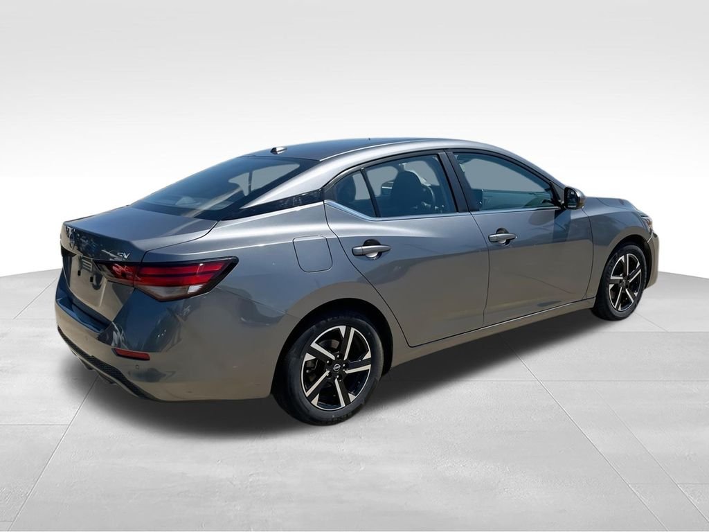 Used 2024 Gray Nissan SV image 8