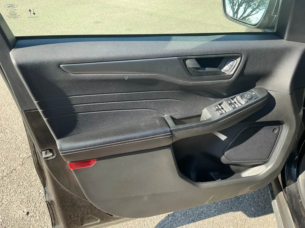 Used 2024 Agate Black Metallic Ford Active image 10