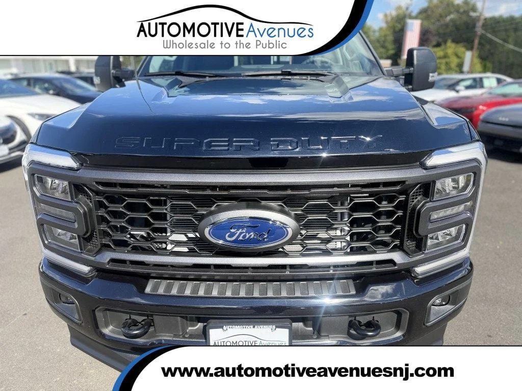 Used 2026 Agate Black Metallic Ford XL 4WD Crew Cab 6.75