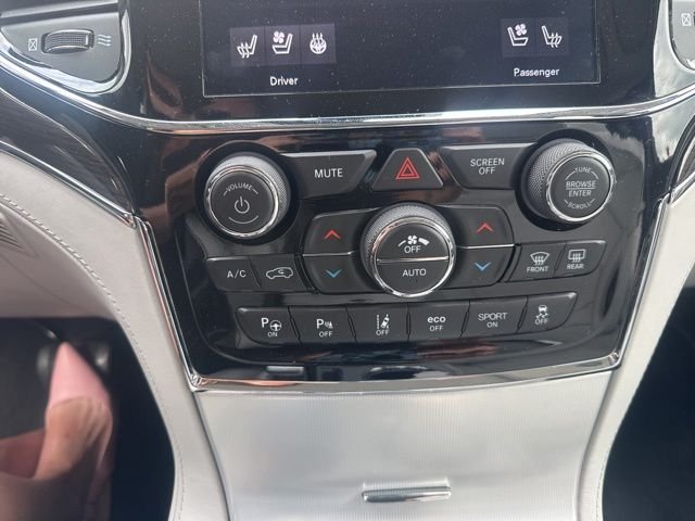 Used 2021 Red Jeep Summit image 12