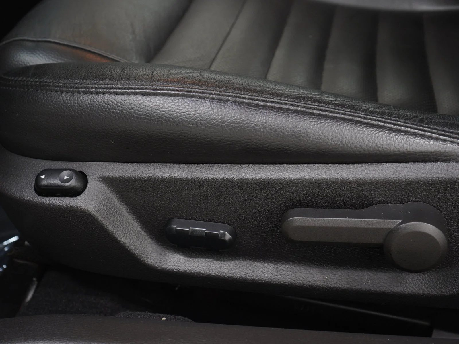 Used 2009  Ford Shelby GT500 image 20