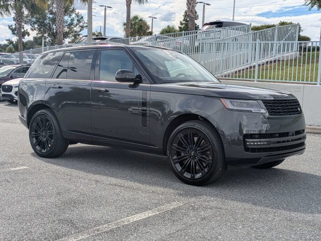 New 2027 Gray Land Rover SE image 8