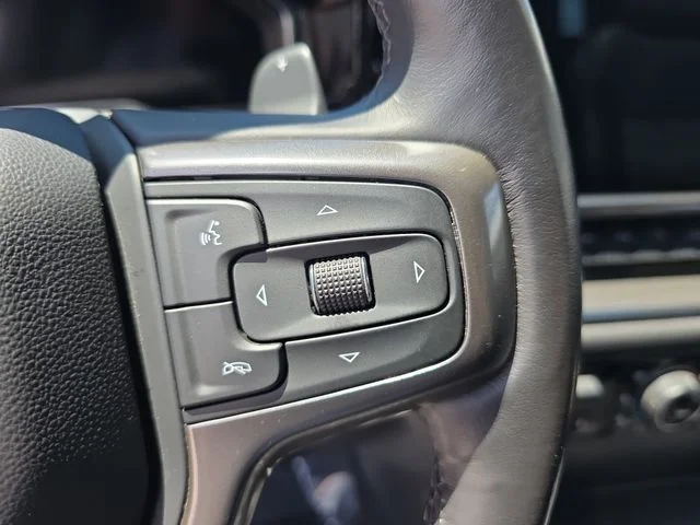Used 2022 Black Chevrolet ZR2 image 18