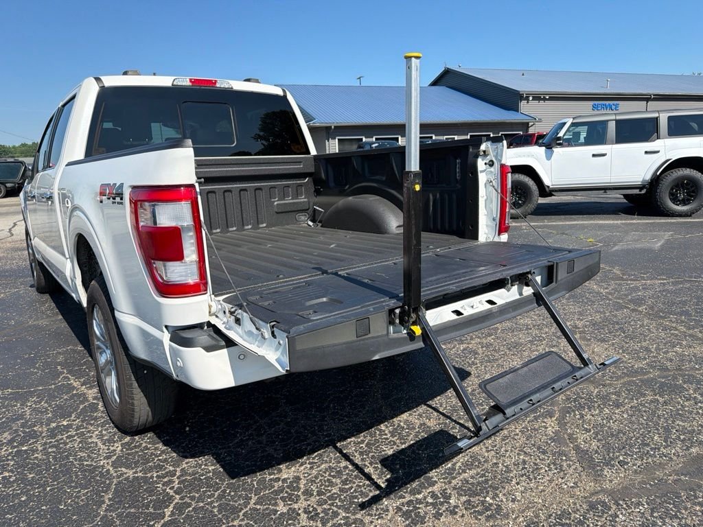 Used 2023 White Ford Platinum image 7
