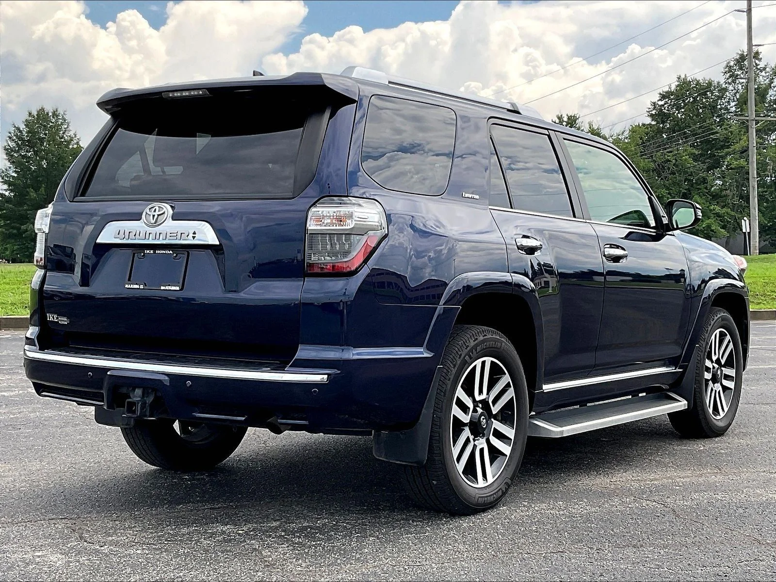 Used 2022 Nautical Blue Metallic Toyota Limited image 2