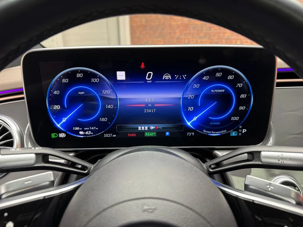 Used 2023 Gray Mercedes-Benz 450 image 17