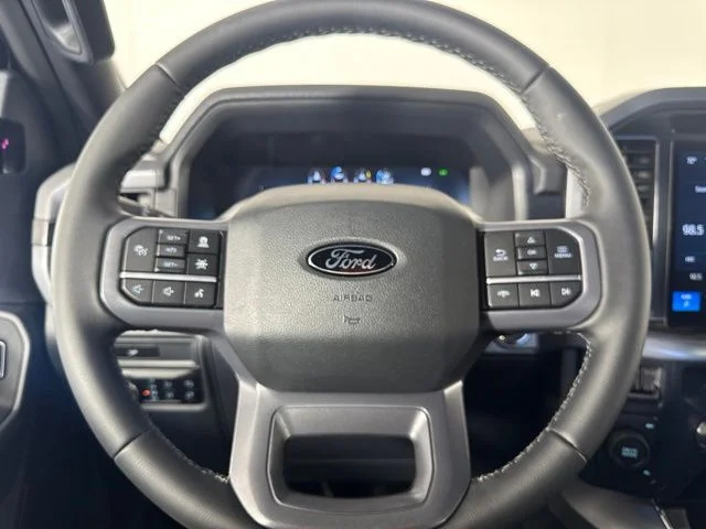 New 2026 Carbonized Gray Metallic Ford XLT image 19
