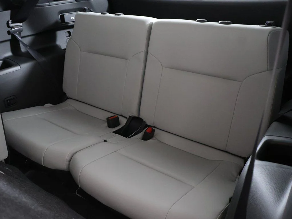 2025 Mitsubishi Outlander SE - Photo 33