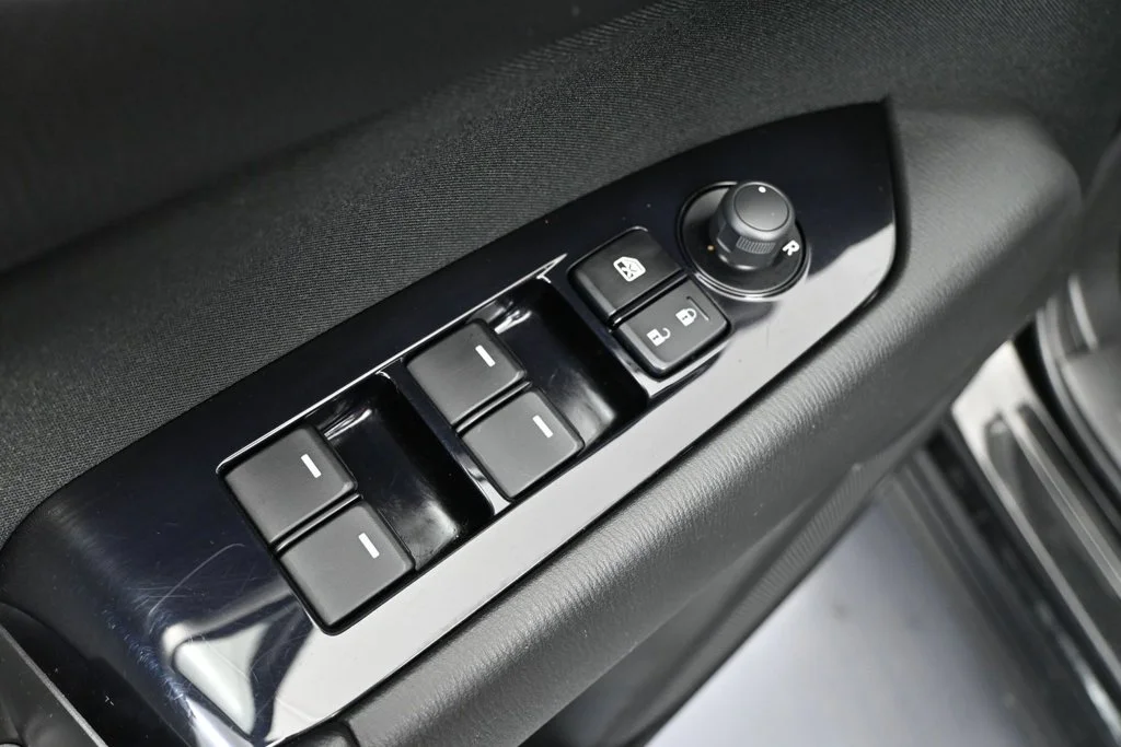 Used 2020 Black Mazda Sport image 15