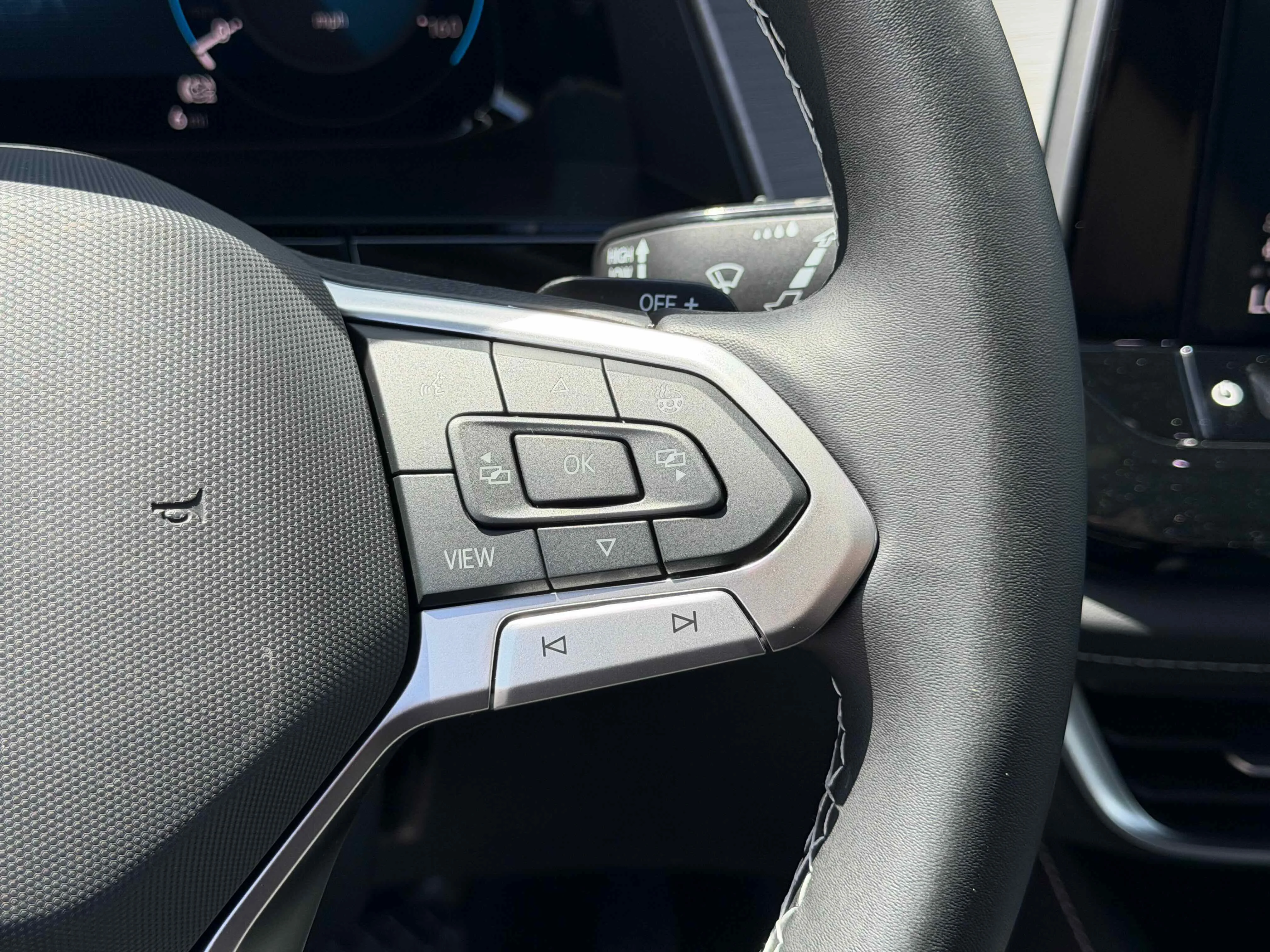 New 2026 Gray Volkswagen 2.0T SE w/Technology image 19