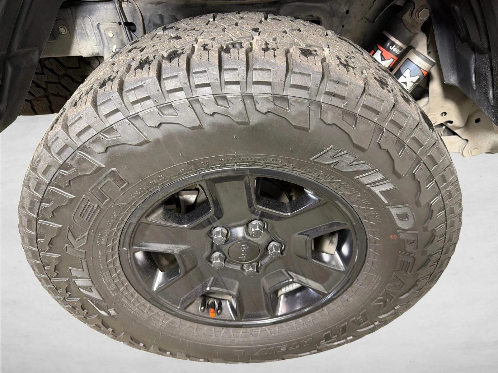 Used 2023 Gray Jeep Mojave image 18