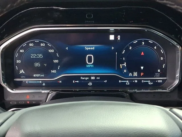 Used 2022 Beige Chevrolet ZR2 image 20