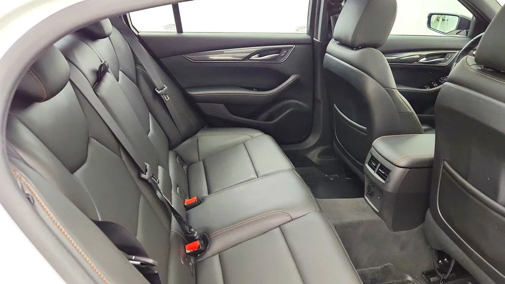 Used 2023 Crystal White Tricoat Cadillac 4dr Sedan Sport image 23