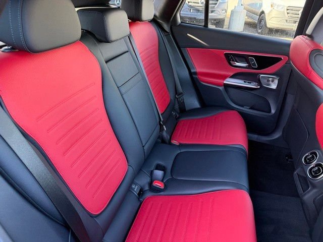 New 2026 MANUFAKTUR exclusive graphite grey magno Mercedes-Benz GLC 300 image 25